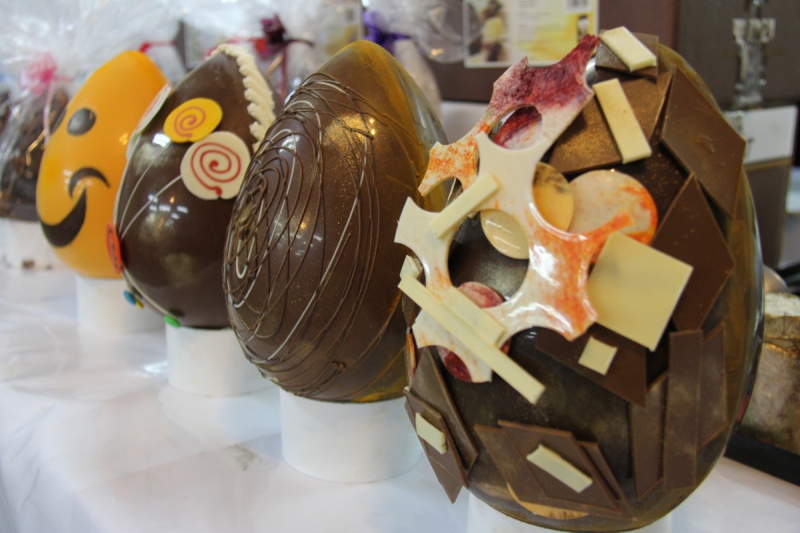 boulangerie-LE REVEST LES EAUX-min_chocolate_factory_eggs_easter-897028